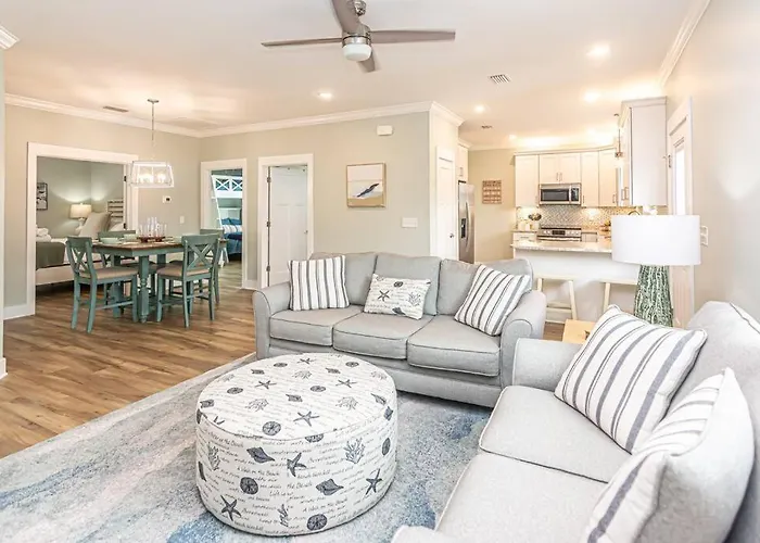 Holiday home 6011 New Listing 1 Minute To 2 Pools