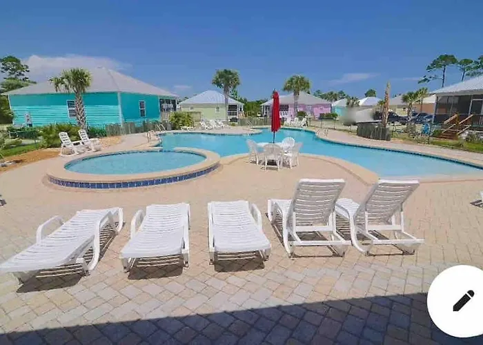 Holiday home 6011 New Listing 1 Minute To 2 Pools *