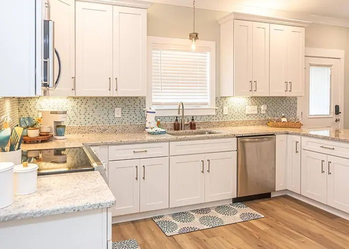 Holiday home 6011 New Listing 1 Minute To 2 Pools