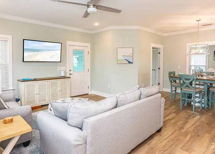 Holiday home 6011 New Listing 1 Minute To 2 Pools