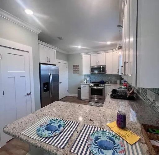 Holiday home 6011 New Listing 1 Minute To 2 Pools *