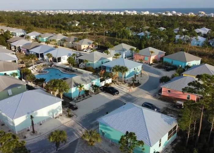 Holiday home 6011 New Listing 1 Minute To 2 Pools