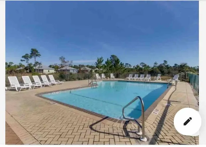 6011 New Listing 1 Minute To 2 Pools Gulf Shores